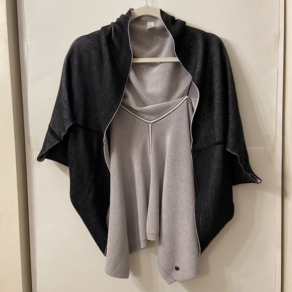 Lululemon Exaltation Knit Sweater Wrap - Picture 4 of 10